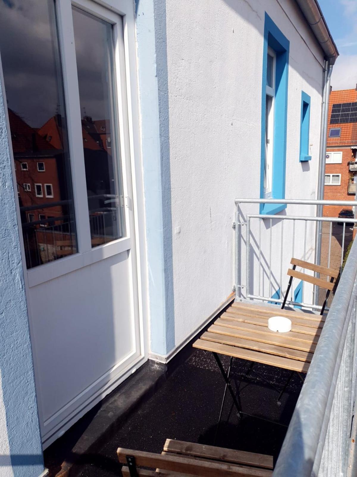 Hotel Dh -Deutsches Haus- Емден Екстериор снимка