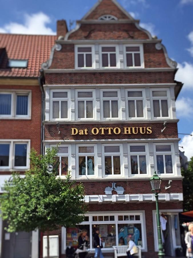 Hotel Dh -Deutsches Haus- Емден Екстериор снимка